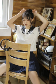 情侣在宾馆